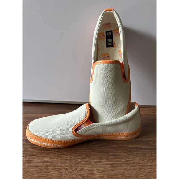 Sperry Shoes - Sperry Crest Twin Gore Sneaker White/Orange Slip on size 8.5